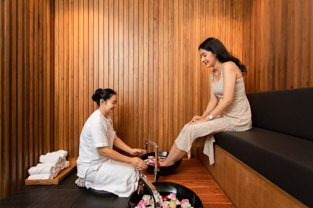 Foot massage at makkha spa chiangmai bangkok