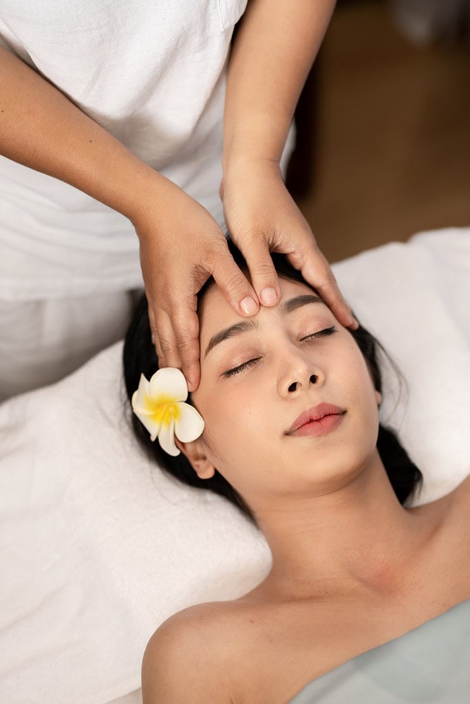Indian Head Massage Recommended by Makkha Health & Spa
