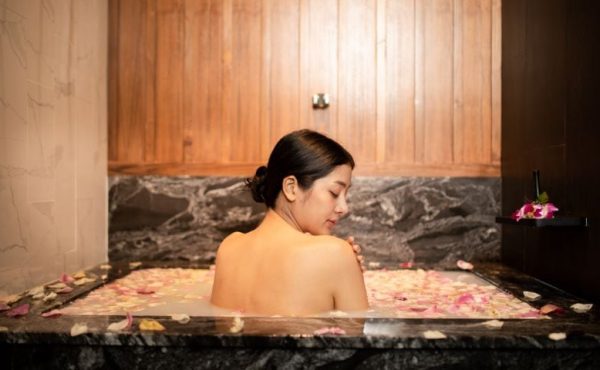 Milky Bath at Makkha Spa
